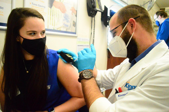 Load image into Gallery viewer, Buzzy® Vaccine & Booster Injection Support Kit